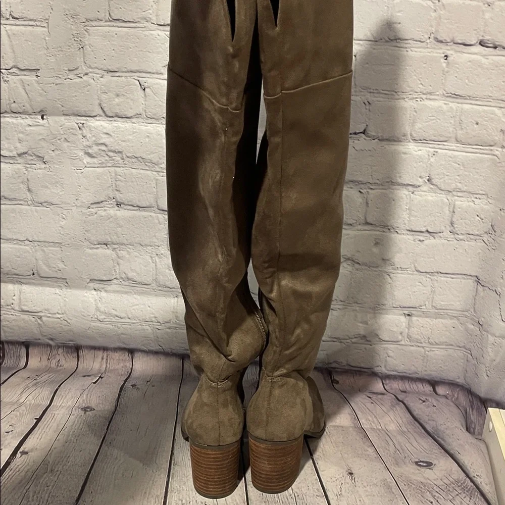 BP”Luke-Fab” Over-the-Knee Boots. NWOB Sz 6